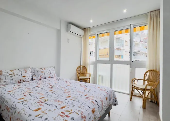 & Pool - South Costa, * Nerja