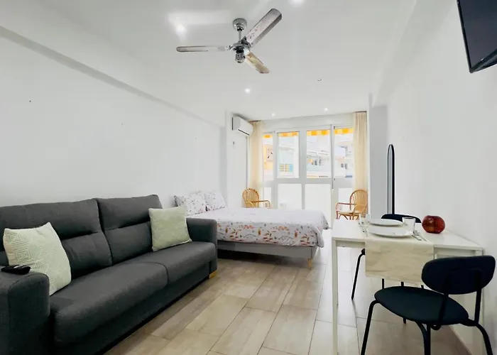 & Pool - South Costa, Nerja